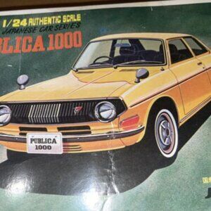 Rare  Vintage Retro 1/24 Scale TOYOTA PÚBLICA 1000 Vintage Model Kit ODK Japan
